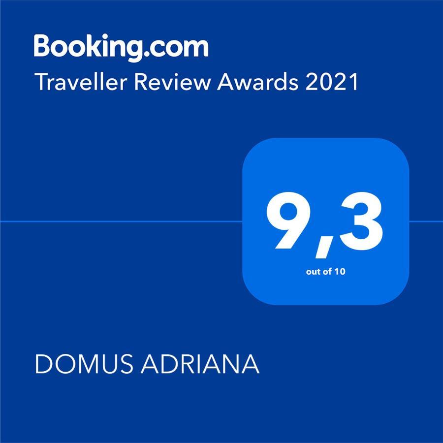 Domus Adriana Apartment Naples Luaran gambar